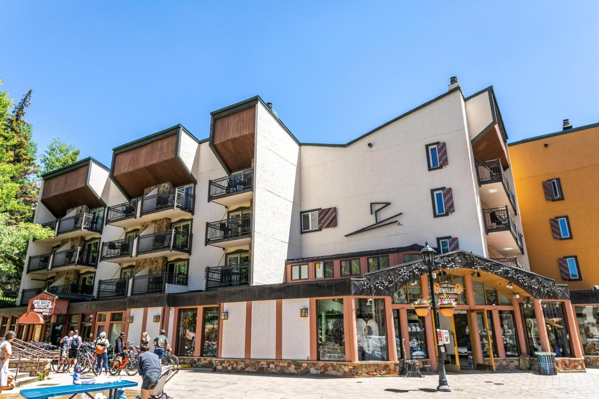 Lift House Lodge, Remodeled Downtown Lionshead Studio Condo Вейл Екстер'єр фото
